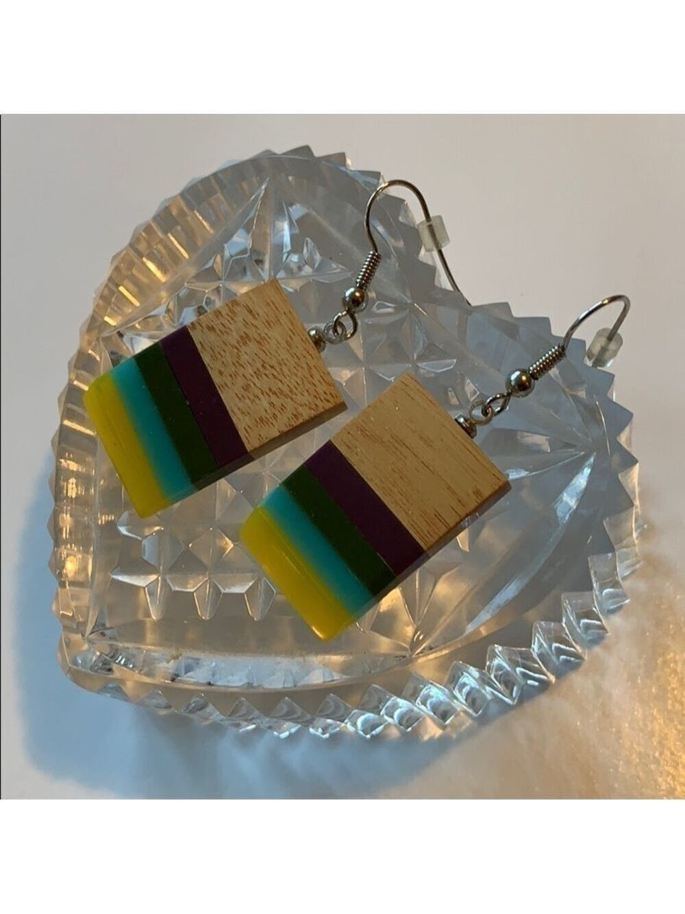 Boho unique chunky neutral wood and resin dangle earrings - Picture 6 of 6